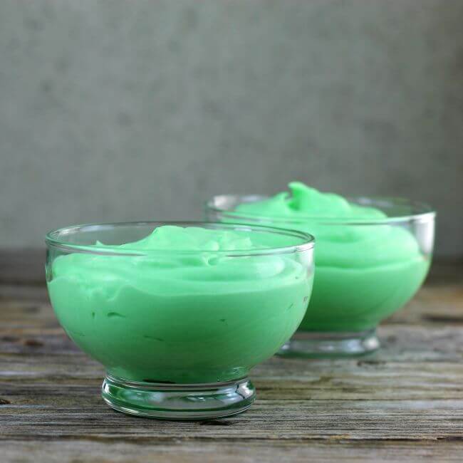 Two glass bowls of Creme de Menthe pudding