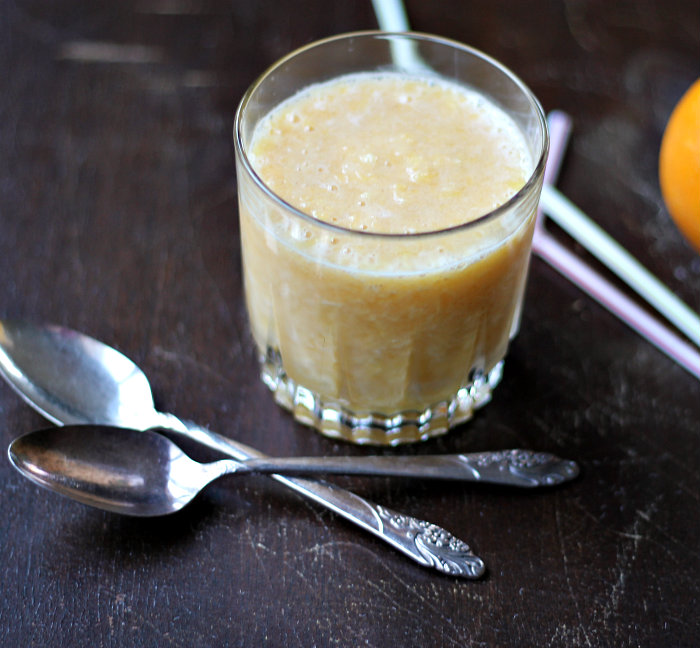 orange and cinnamon smoothie