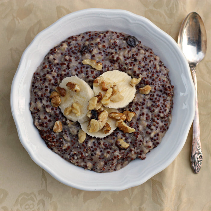 Quinoa oatmeal porridge