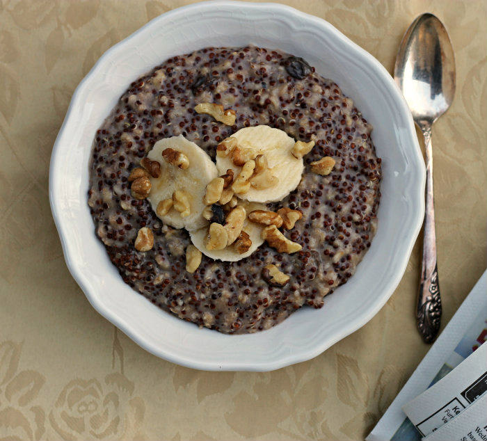 Quinoa oatmeal porridge