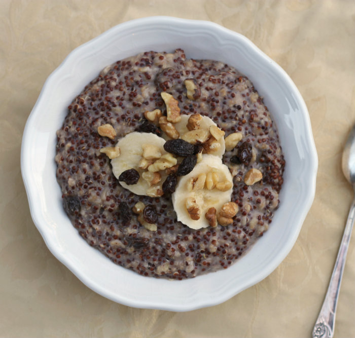 Quinoa oatmeal porridge