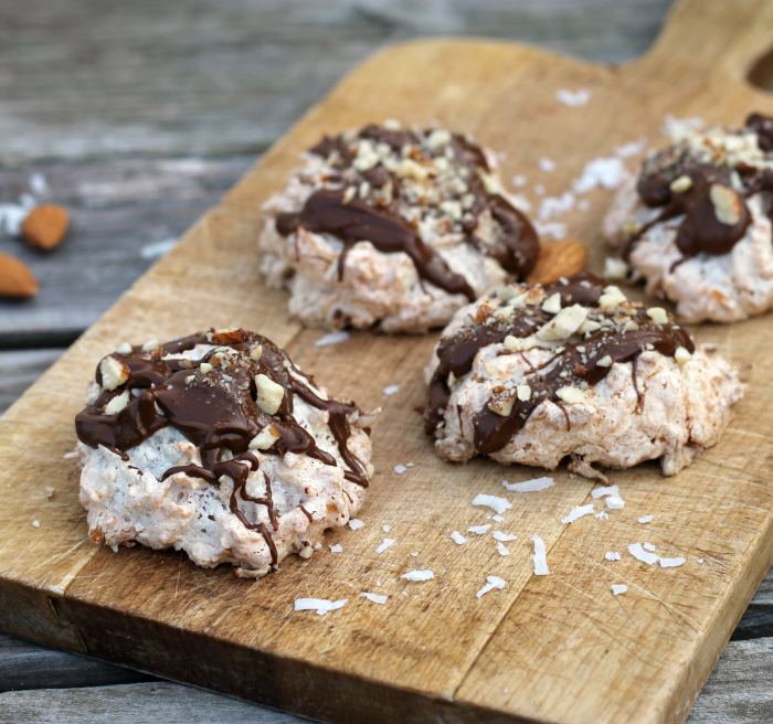 Coconut almond macaroons