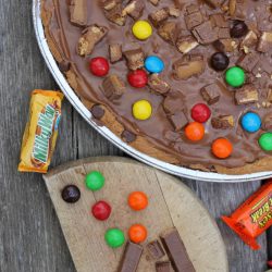 Candy topped Cookie pizza