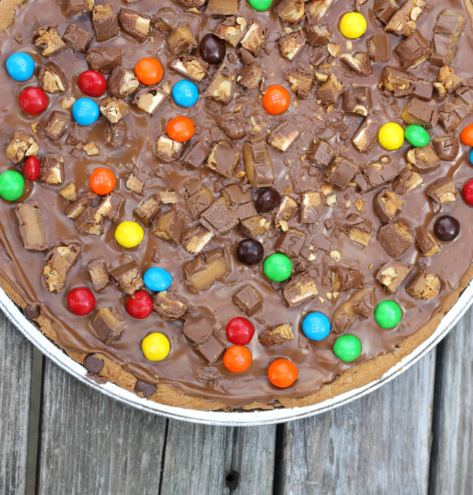 Candy topped Cookie pizza