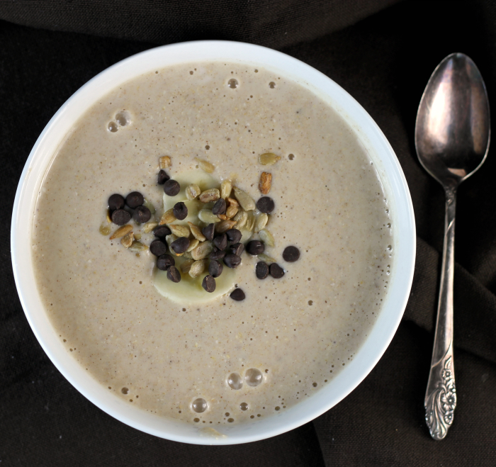 Banana Oatmeal Smoothie Bow