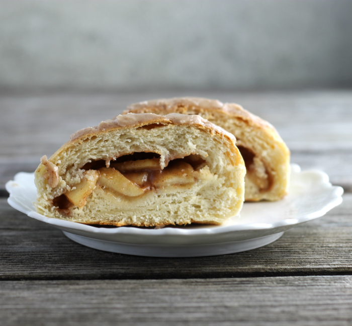 Apple Stuffed Sweet Buns