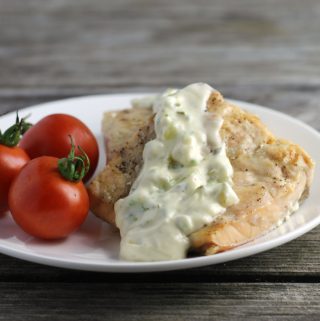 Dill Sauce Topped Broiled Salmon