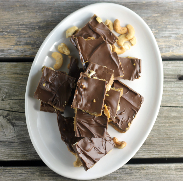 Easy Chocolate Topped Cashew Toffee