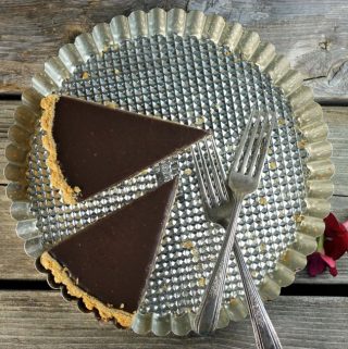 Chocolate ganache tart with just a few ingredients will be your go-to dessert this summer.