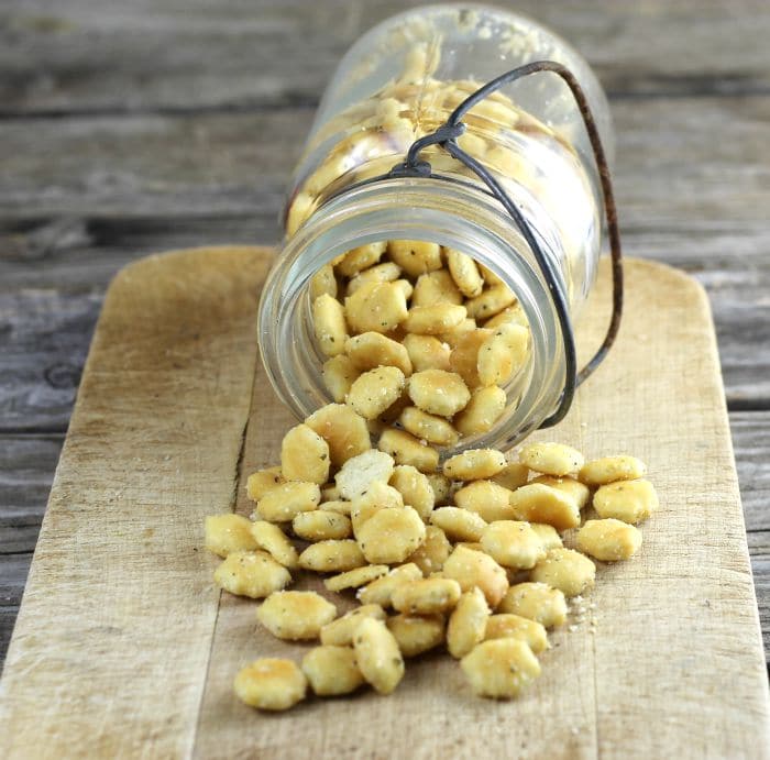 Italian Parmesan Oyster Crackers