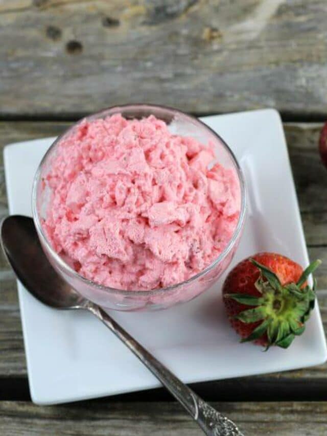 Strawberry Jello Salad with Cream Cheese